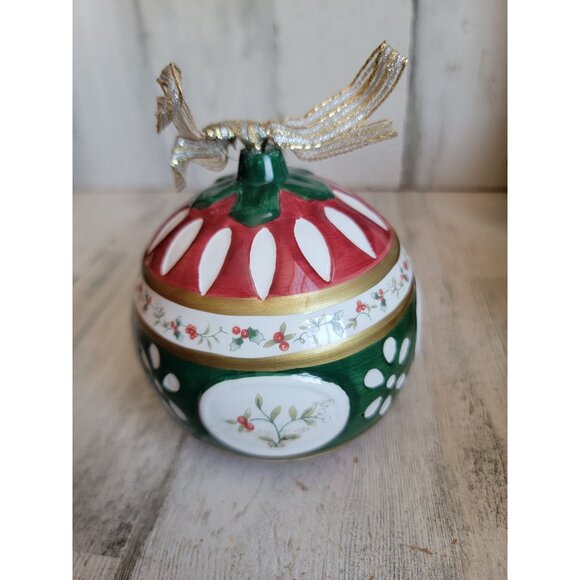 Pfaltzgraff winter berry ball ornament Xmas ceramic - Picture 4 of 5